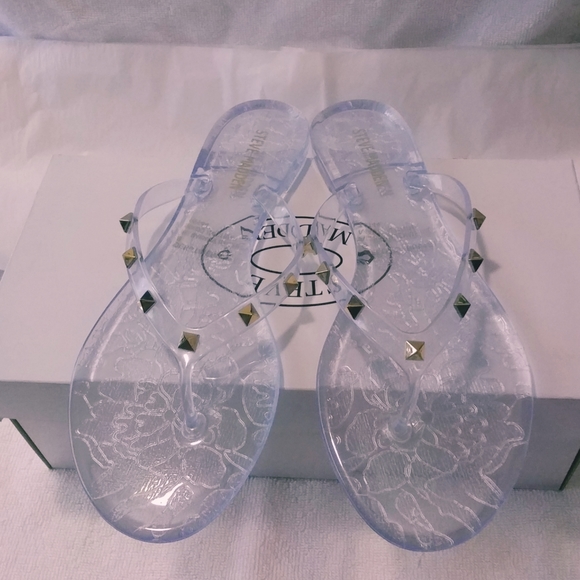 Steve Madden Debut - Picture 3 of 4